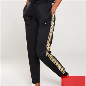 Nike Jogger Sweatpants